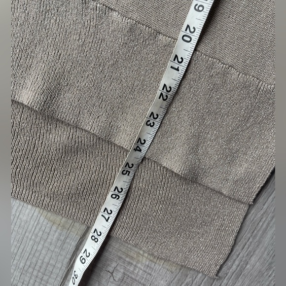 Express sweater, size XS. - Picture 9 of 16